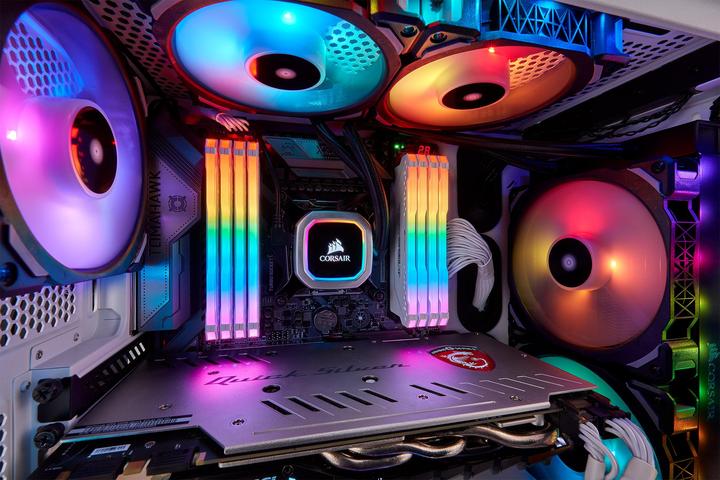 Actual product image Corsair H115i RGB Platinum