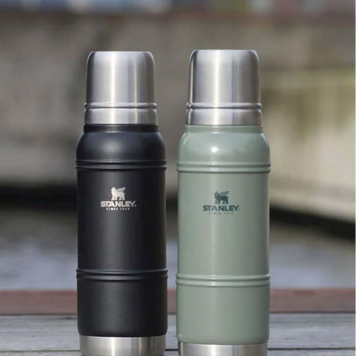 Actual product image Stanley 1913 - The Artisan Thermal Bottle 1.0L / 1.1 QT - Black Moon (1 l)