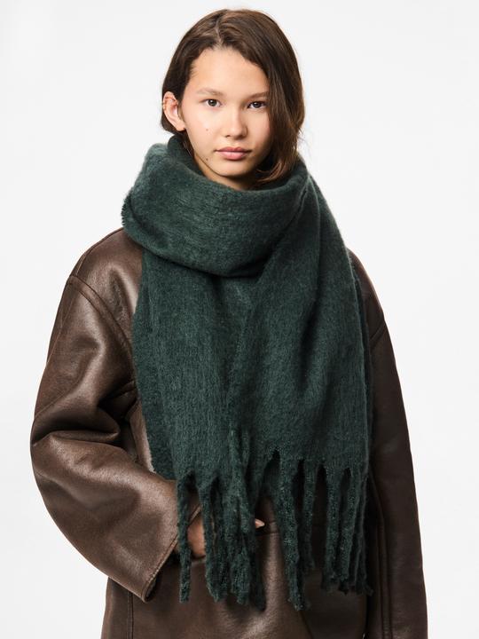 Actual product image Pieces Pcnikita Long Scarf Noos Bc