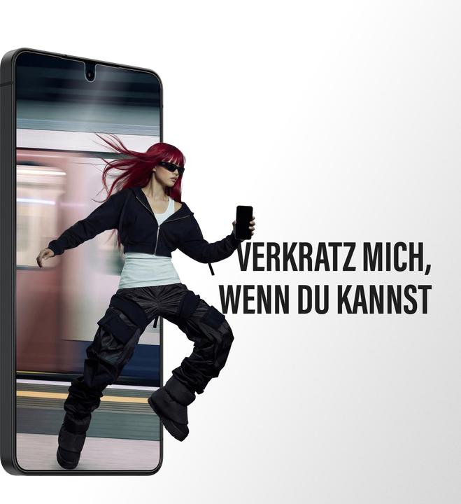 Actual product image PanzerGlass SAFE Ultra-Wide-Fit (1 pcs., Samsung Galaxy S26)