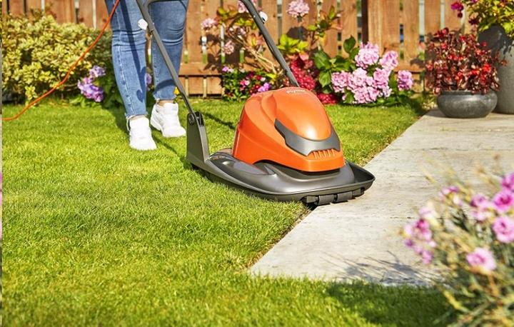 Actual product image Flymo SimpliGlide 300 (Electrical connection)