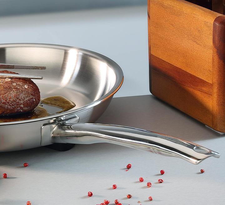 Actual product image Spring Brigade Premium (Frying pan, Stainless steel, 32 x 4.90 cm)