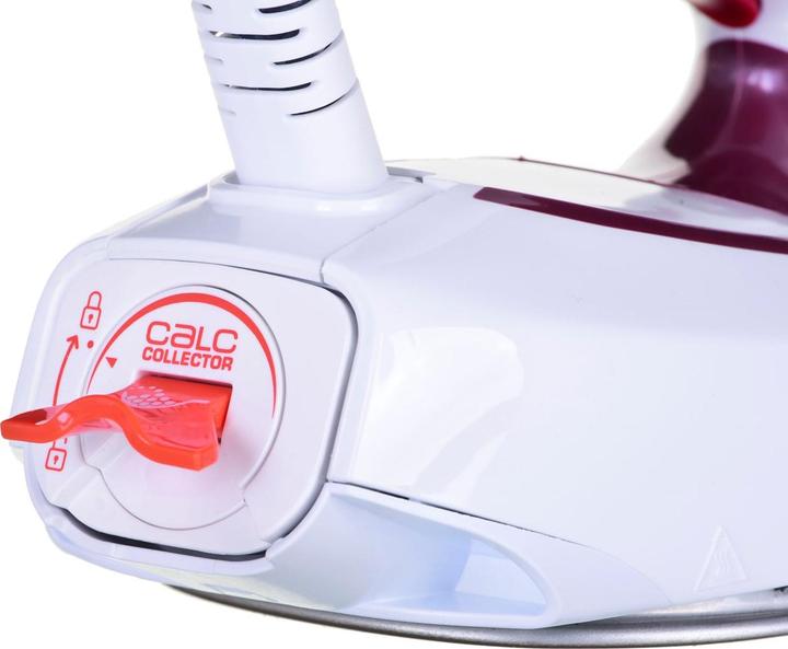 Actual product image Tefal Express Protect SV9201E0 Steam Ironing Station Durilium AirGlide Autoclean soleplate Purple (2800 W, 130 g/min)