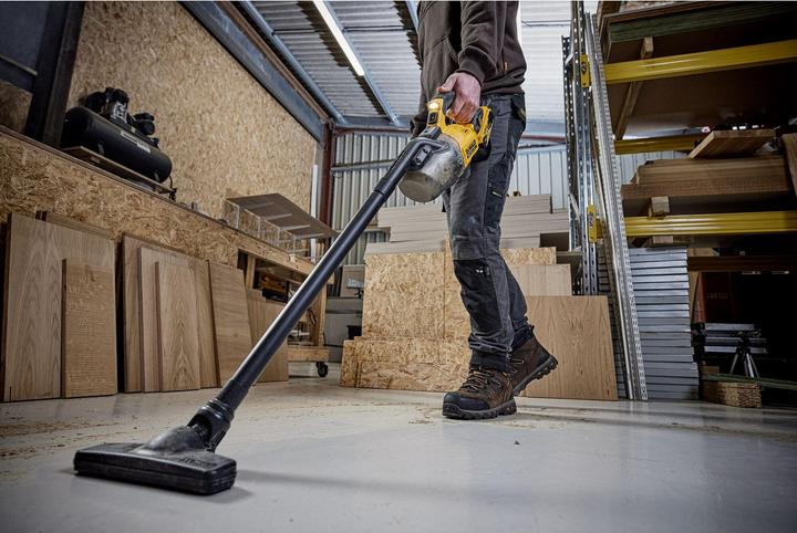 Actual product image DeWalt Batterypowered stick vacuum cleaner, 18V, Lclass (Wet dry vacuum cleaner)