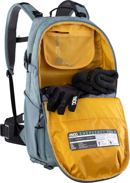 Actual product image Evoc Stage Capture 16L Backpack (16 l)