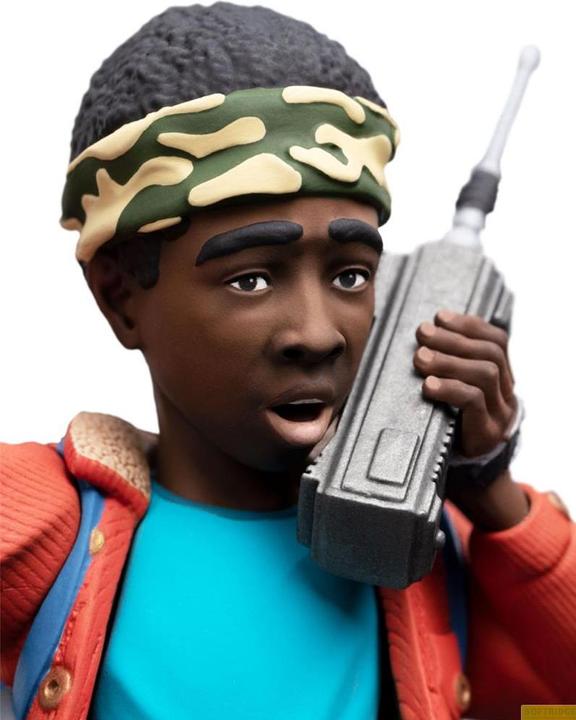 Produktbild Weta Workshop Stranger Things figurine Mini Epics Lucas the Lookout (Season 1) Limited Edition 14 cm