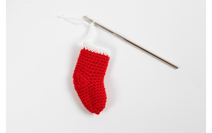 Actual product image Creativ Company Crochet Stockings Craft Kit