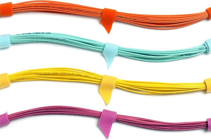 Immagine prodotto Velcro brand Fascetta professionale di marca (Fascette in velcro, 230 mm, 25 pz.)