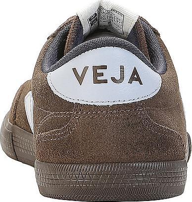 Actual product image Veja Volley (41)