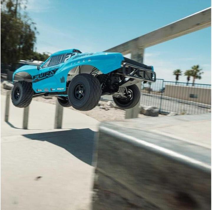 Productafbeelding Arrma Kortebaanvrachtwagen Fury Mega 550 2WD, 1:10 (RTR Gereed voor gebruik)