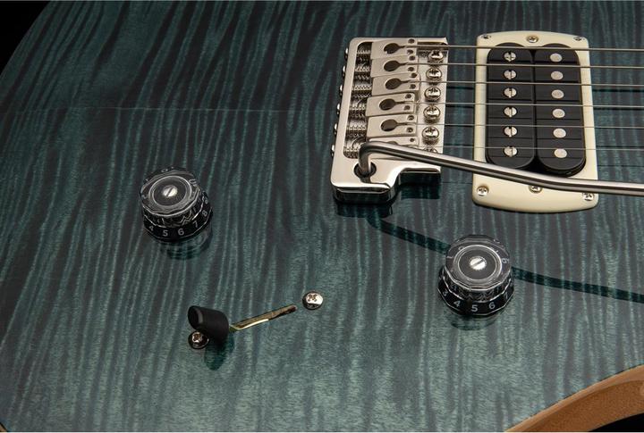 Immagine prodotto PRS SE Custom 24 Slate Blue (Chitarra elettrica, Acero, Acero fiammeggiante, Ebony, mogano)