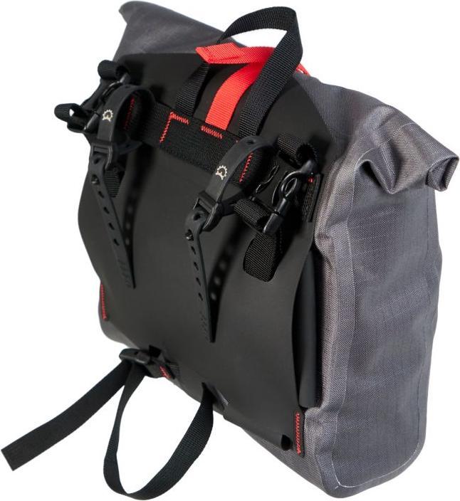 Actual product image Revelate Designs Egress Pocket Handlebar Bag, 2.8L, waterproof, black (Handlebar bag)