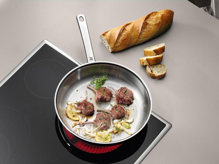Actual product image WMF Profi (20 cm, Frying pan, Stainless steel)