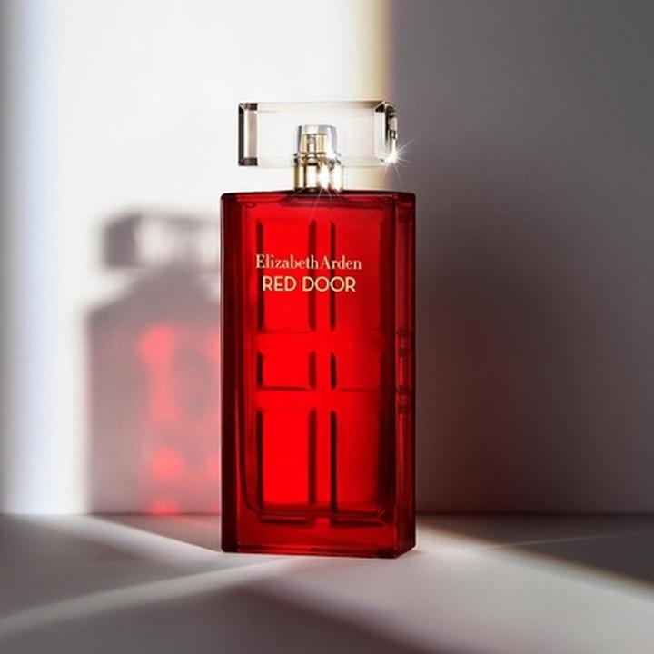 Produktbild Elizabeth Arden RED DOOR Eau de Toilette 30ml