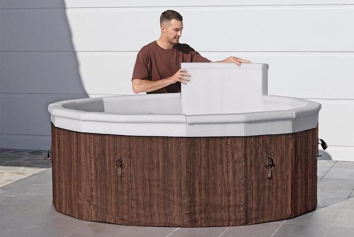 Image du produit Bestway Lay-Z-Spa Toronto ThermaCore SmartAirjet (7 pers.)