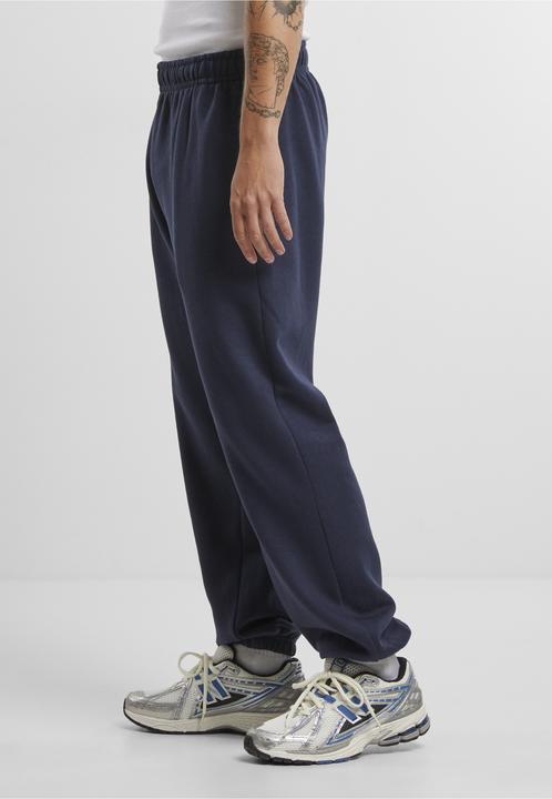 Actual product image Urban Classics Essential basic jogging bottoms (L, XXL)