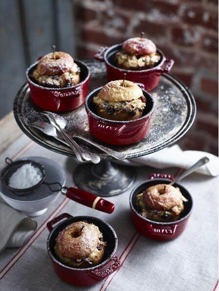 Actual product image Staub Cocotte (Cast iron, Iron, 10 x 7 cm)