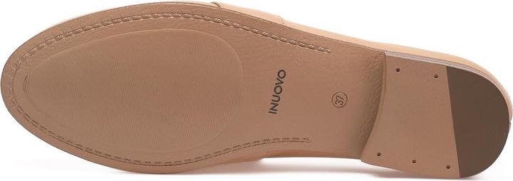 Image du produit Inuovo Superbe mocassin léger en cuir de haute qualité. L'avant de l'escarpin est recouvert de (37)