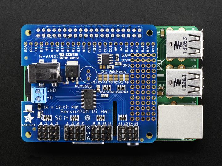 Produktbild Adafruit 16-Channel PWM Servo HAT für Raspberry Pi