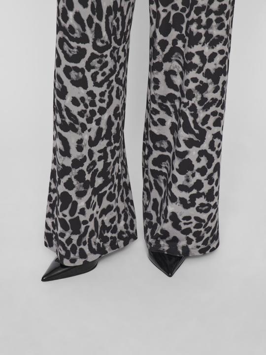 Actual product image Vila Leoprint trousers (M)