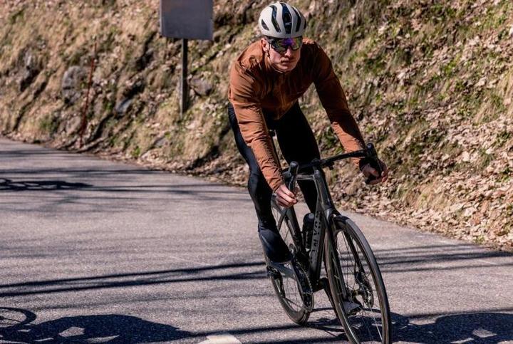 Produktbild Mavic Cosmic Thermo Bib Tight (L)