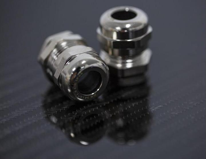 Produktbild RS PRO M16 Brass Cable gland + locknut,5-10mm