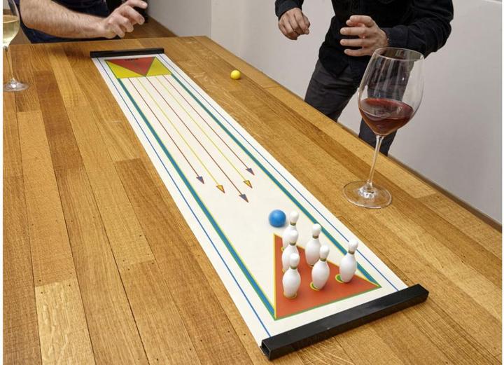 Image du produit Kikkerland Tabletop Bowling (Allemand, Français, Suisse-allemand, Italien, Anglais)