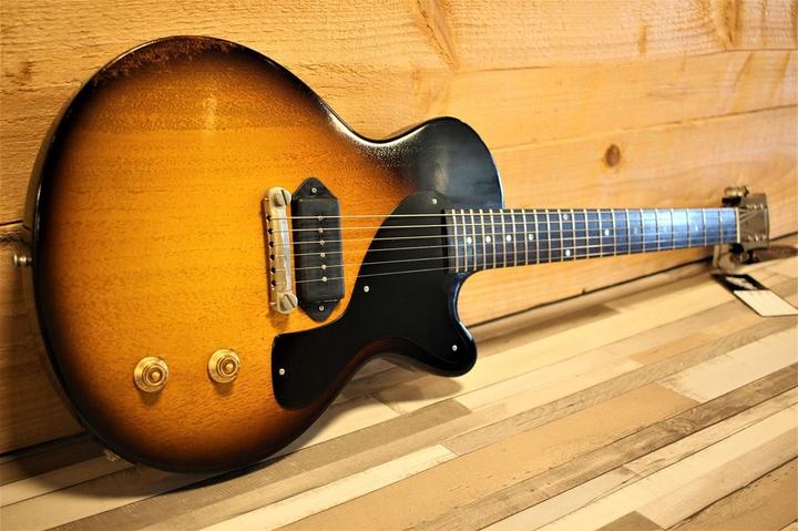 Actual product image Eastman Guitars Eastman SB55/v Vintage Sunburst (Electric guitar, Ebony (fingerboard), Okoume mahogany (body), Okoume mahogany (neck))
