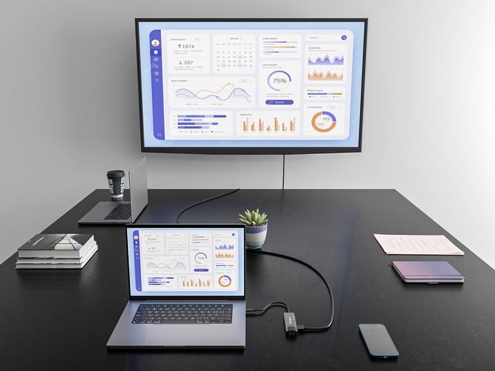 Actual product image equip USB-C Hub (USB-C, 5 Ports)