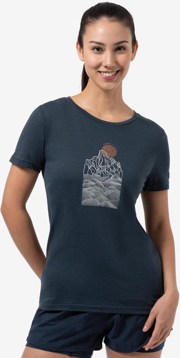 Actual product image Super Natural Women's Preikestolen Cliffs Tee (S)
