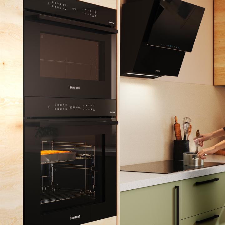Actual product image Samsung NV7B4040VBB Built-in Multifunction Oven 4 Series 76 L A+ Black Inox