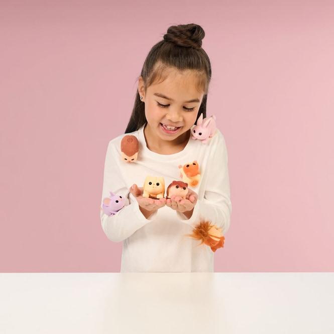 Actual product image Little Live Pets Needees