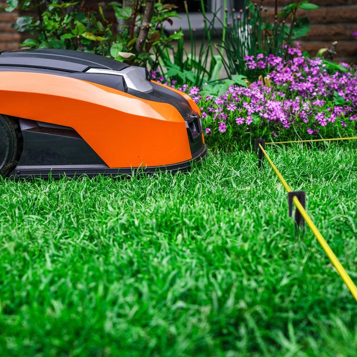 Actual product image Relaxdays 100x robotic mower ground hooks (Mowing robot, Robot mower installation)