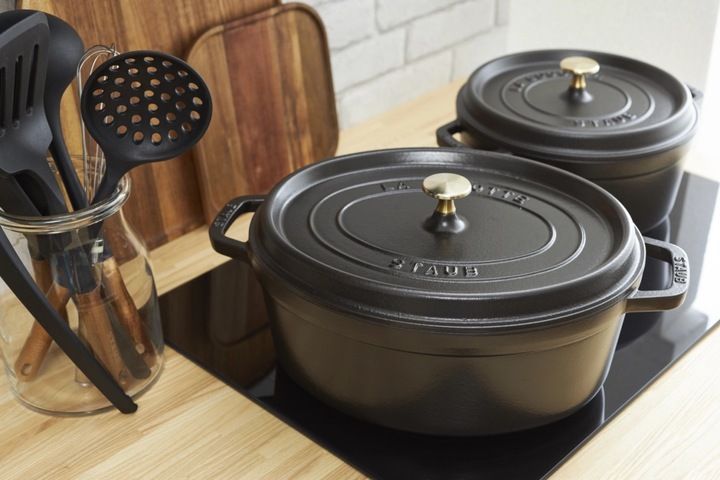 Produktbild Staub Cocotte (27 cm, Bräter + Schmortopf, Gusseisen, Emaille)