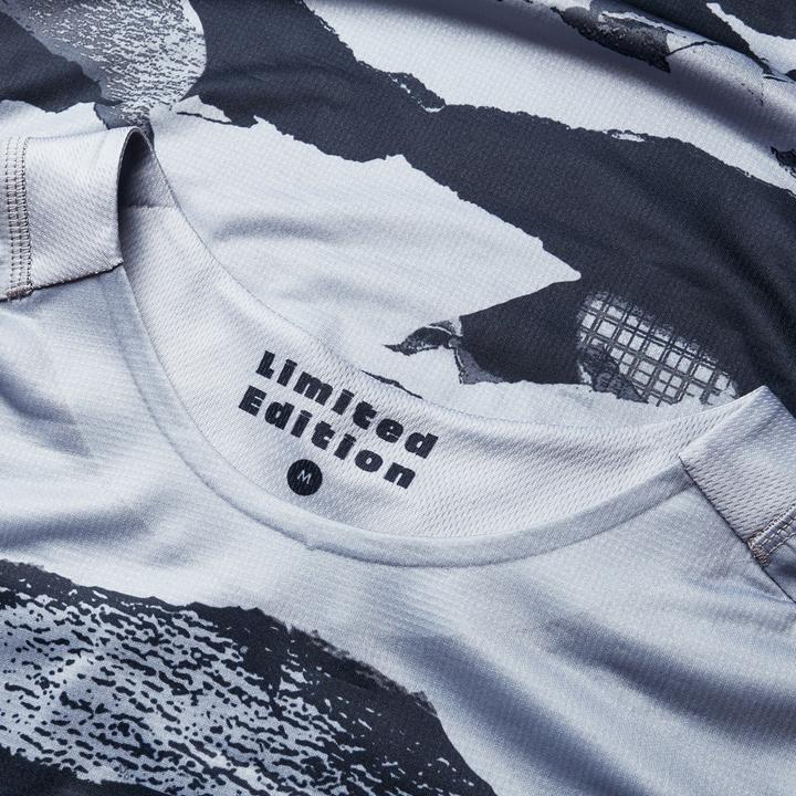 Image du produit Endura Mountain Camo Ltd L/S Tee Bk (L)