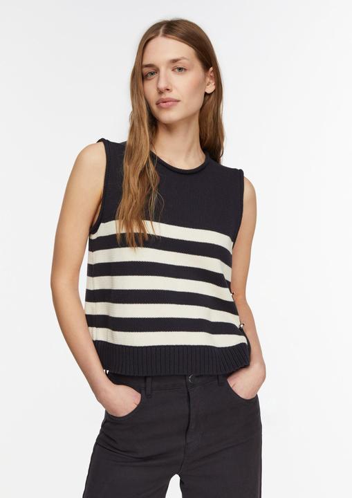 Produktbild Comma Stricktop mit Zierknöpfen (38)