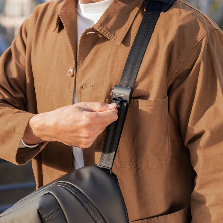Actual product image Pgytech OneGo Solo V2 (Camera hip bag, 10 l)