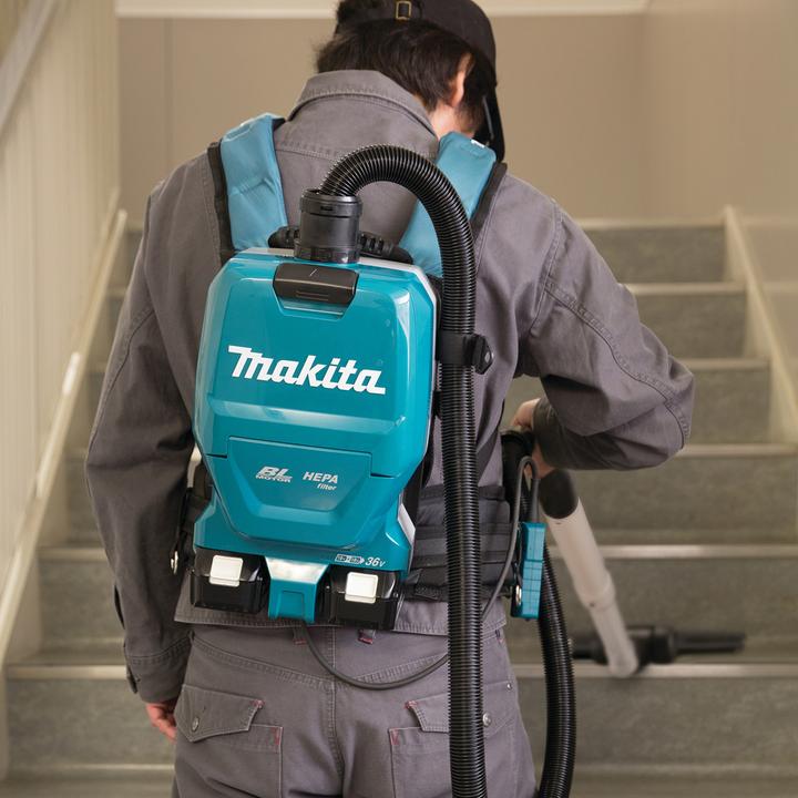 Makita DVC261ZX15 - buy at Galaxus Makita DVC261ZX15 - buy at Galaxus