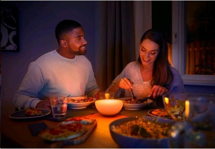 Image du produit Philips Hue Go Base BT (520 lm)