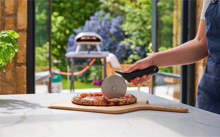 Actual product image Ooni Pizza cutter 113 x 20 x 240 mm stainless steel ultra-sharp blade