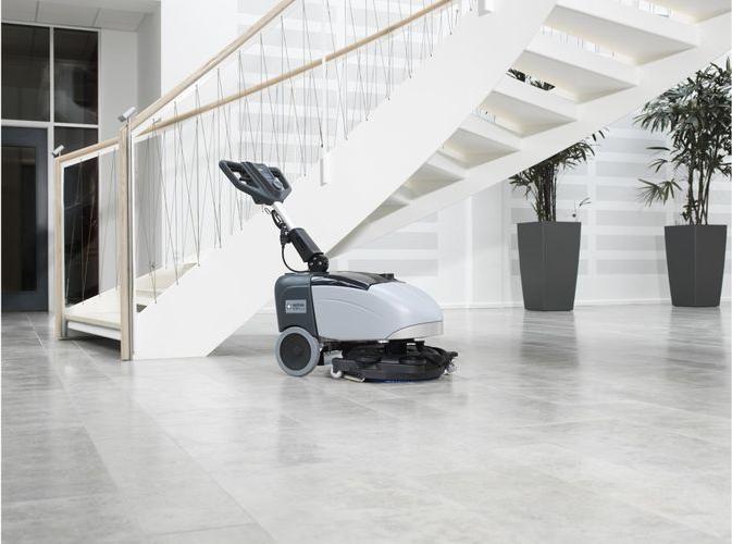 Actual product image Nilfisk Battery scrubber dryer SC351 (Scrubber-dryer)