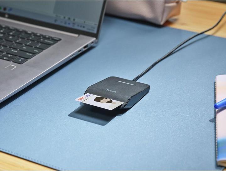 Actual product image Trust PRIMO USB-C DNI Smartcard Reader (USB-C)