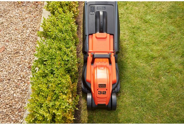 Actual product image Black & Decker BEMW451BH (Electrical connection)