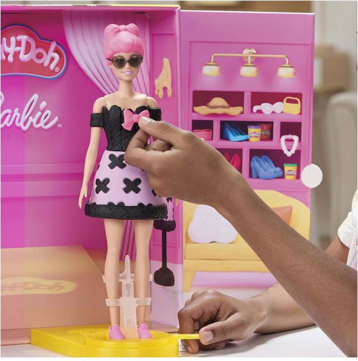 Actual product image Play-Doh Barbie fashion show playset