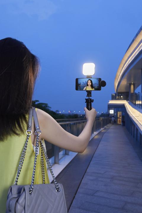 Actual product image Godox Vlogging Kit VK2-AX Mit 3.5 mm Anschluss