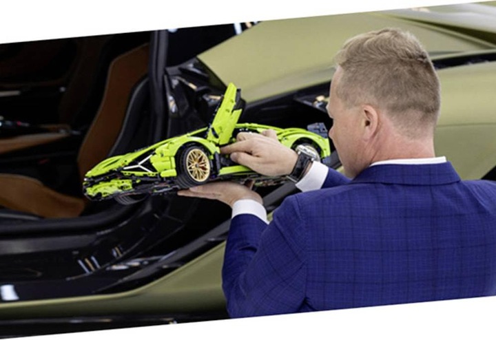 Actual product image LEGO Lamborghini Sián FKP 37 (42115, LEGO Technic, LEGO Rare Sets)