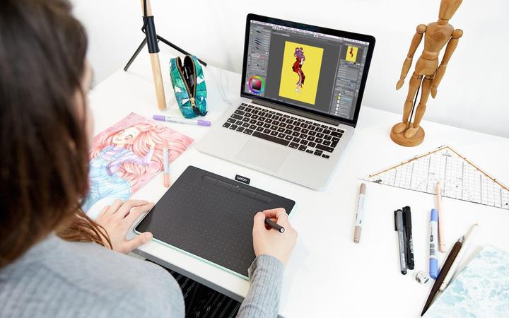 Productafbeelding Wacom Intuos M (10", 2540 lpi)