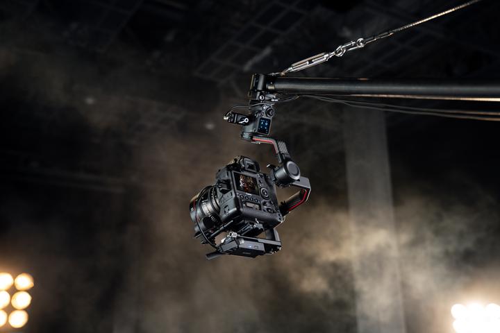 Produktbild DJI RS 2 (Spiegelreflexkamera, Systemkamera, 4.50 kg)