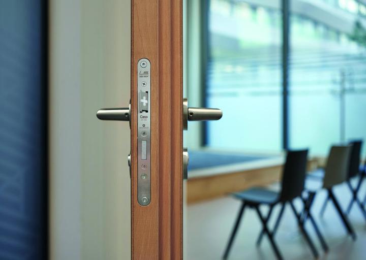 Productafbeelding Assa Abloy Graag onderhouden in Hybris of basis datatekst in SAP-ERP in IT!!! (Insteekslot)
