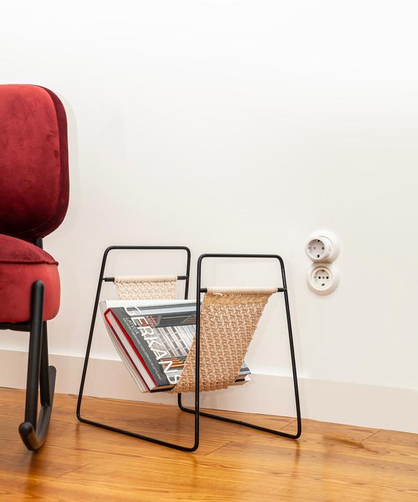 Actual product image Deltaco SH-P01